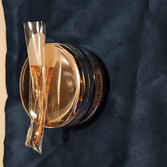 LA Mer The lip 💋 Polish - Picture 1 of 5